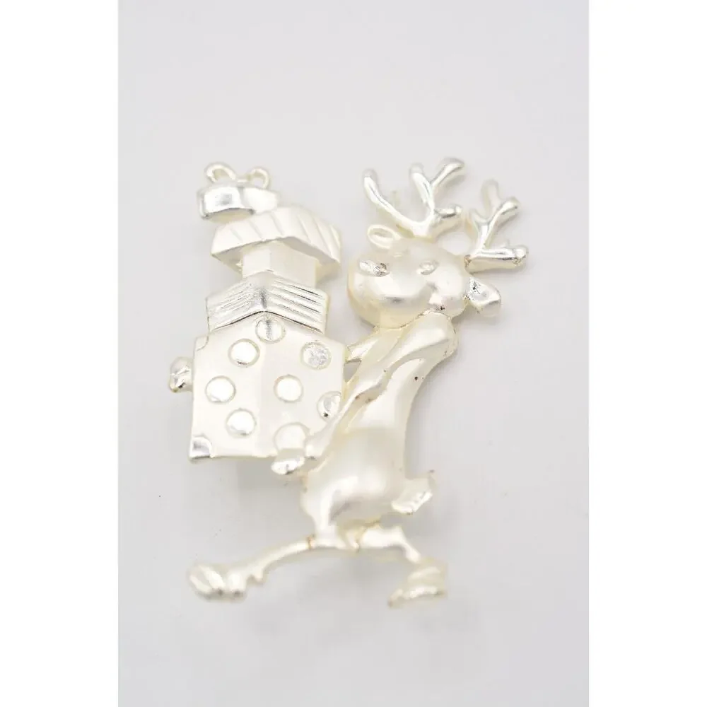 Danecraft Vintage Reindeer Pin Brooch Christmas Gifts NOS Signed 1980s BinAH